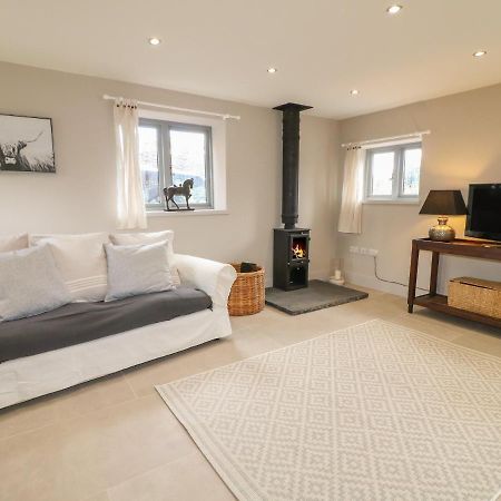 Upper Barn Villa Stafford Eksteriør billede