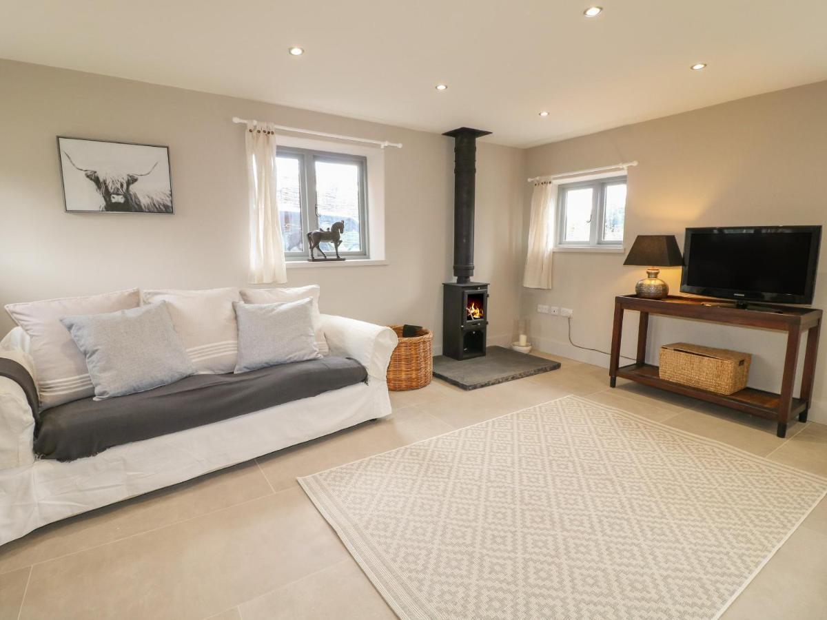 Upper Barn Villa Stafford Eksteriør billede