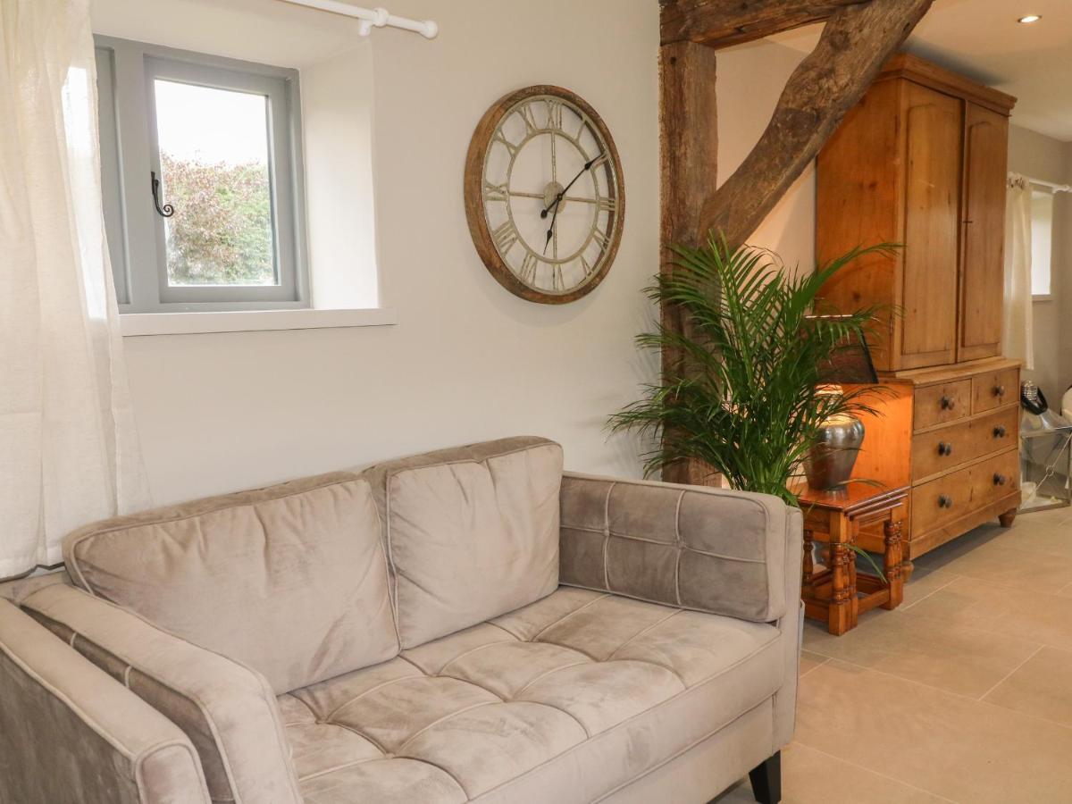 Upper Barn Villa Stafford Eksteriør billede