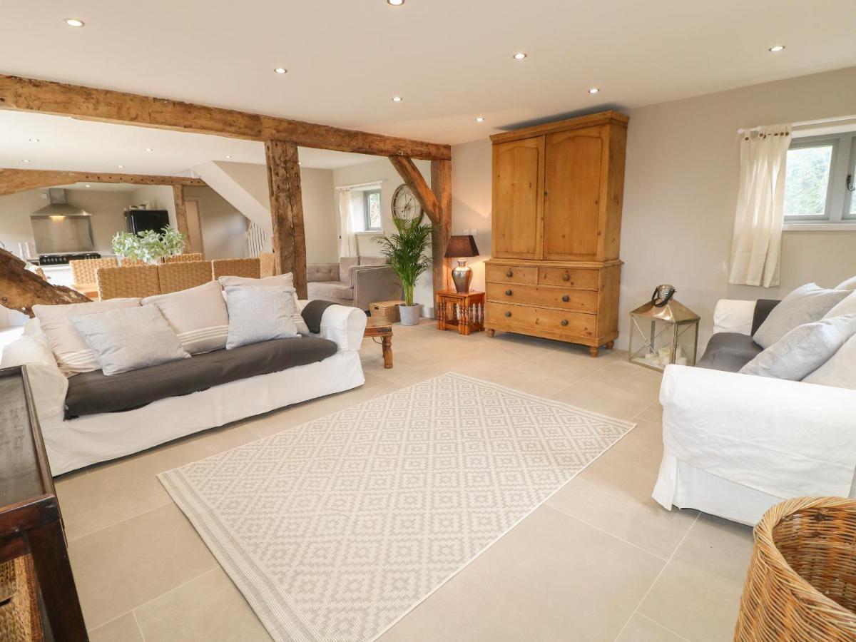 Upper Barn Villa Stafford Eksteriør billede