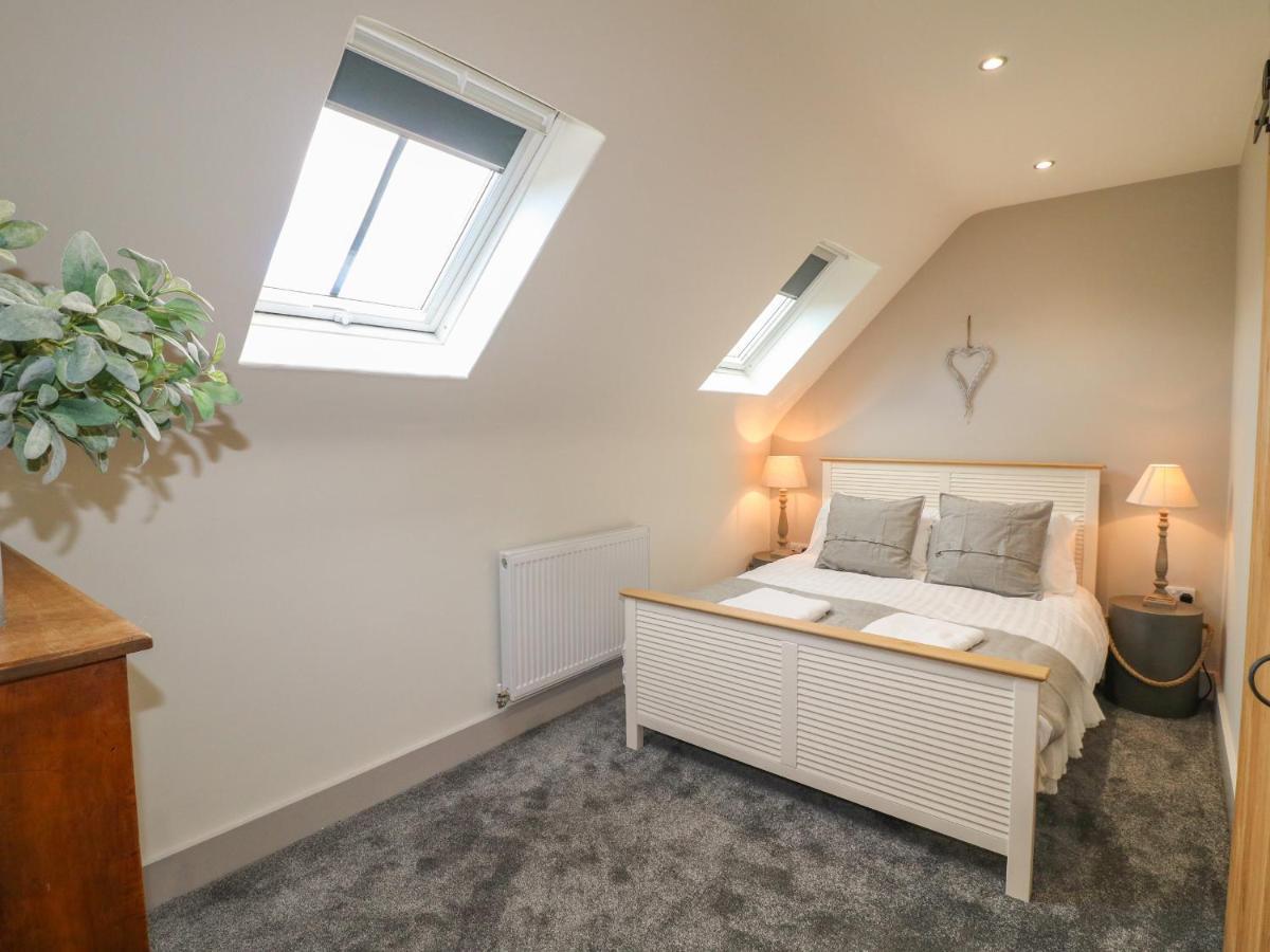 Upper Barn Villa Stafford Eksteriør billede